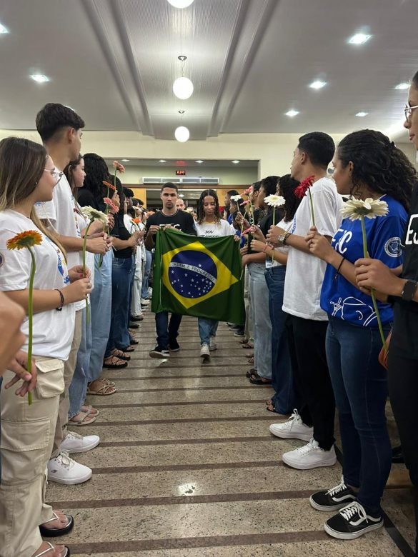 Dom Lauro celebra a Festa de São João Paulo II destacando a fé, a vigilância e a missão universal da Igreja
