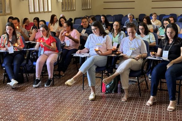 Encontro com os Secretários e Secretarias das Paróquias da Diocese de Colatina