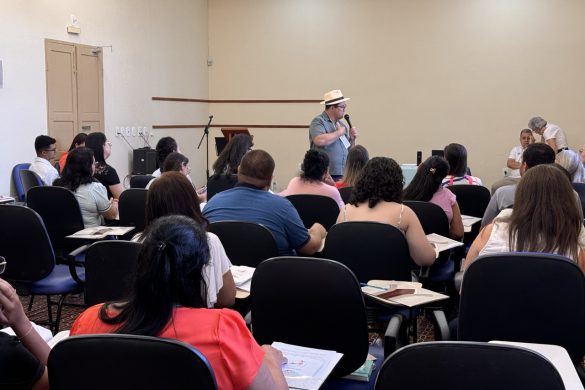 Encontro com os Secretários e Secretarias das Paróquias da Diocese de Colatina