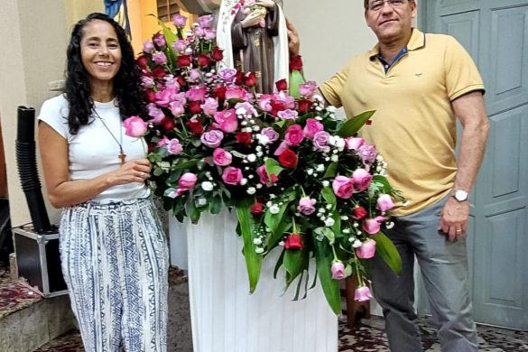 Dom Lauro preside Festa em honra a Santa Teresinha do Menino Jesus em Aracruz