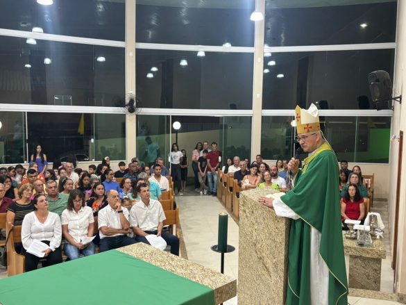 Dom Lauro realiza visita pastoral à Paróquia São José em João Neiva