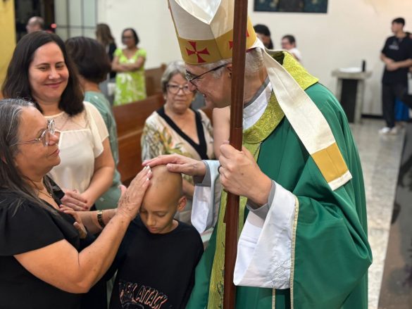Dom Lauro realiza visita pastoral à Paróquia São José em João Neiva