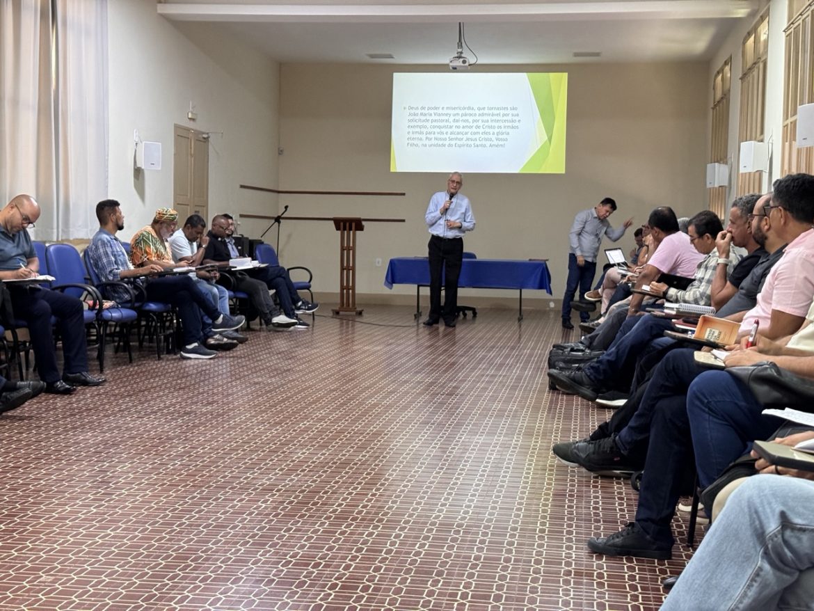 Reunião do Presbitério de Colatina: reflexões e caminhos para o novo ano pastoral