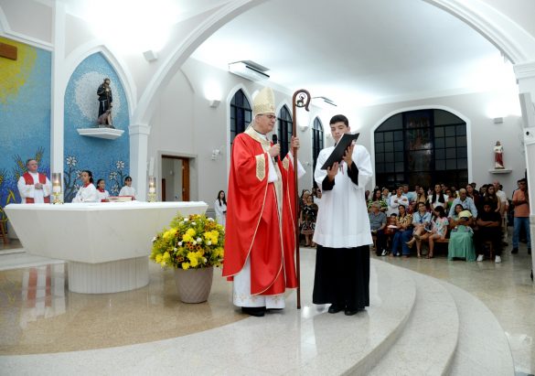 Crisma na Paróquia São Roque de São Roque do Canaã