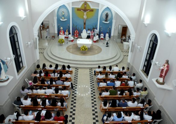 Crisma na Paróquia São Roque de São Roque do Canaã