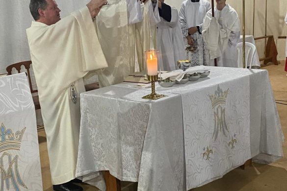 Centenário da Comunidade Nossa Senhora da Saúde é celebrado com Missa presidida por Dom Lauro