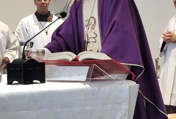 “A morte é apenas uma passagem; nossa esperança repousa na eternidade feliz com Deus”