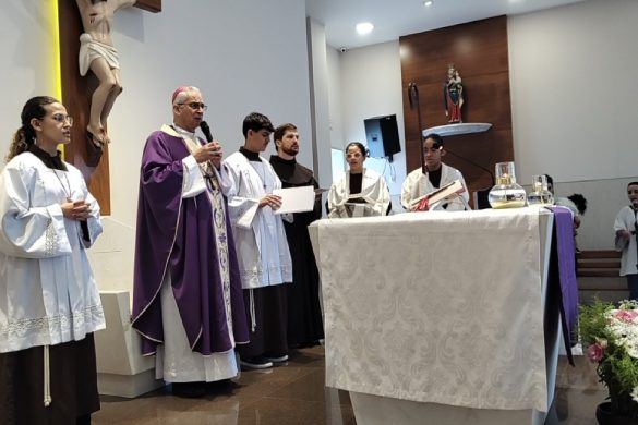 “A morte é apenas uma passagem; nossa esperança repousa na eternidade feliz com Deus”