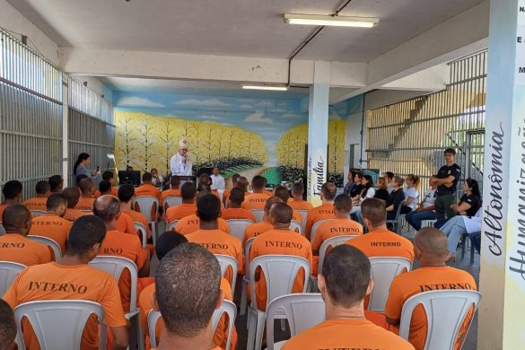 Dom Lauro visita os presídios de Linhares e Bebedouro e destaca a esperança cristã