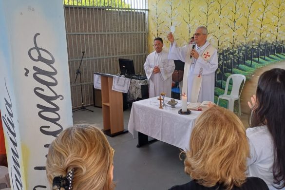 Dom Lauro visita os presídios de Linhares e Bebedouro e destaca a esperança cristã