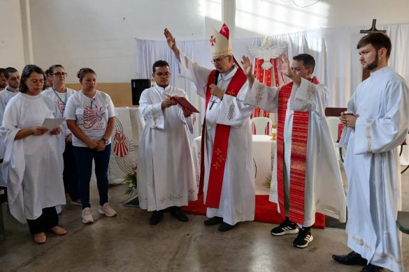 Dom Lauro visita os presídios de Linhares e Bebedouro e destaca a esperança cristã