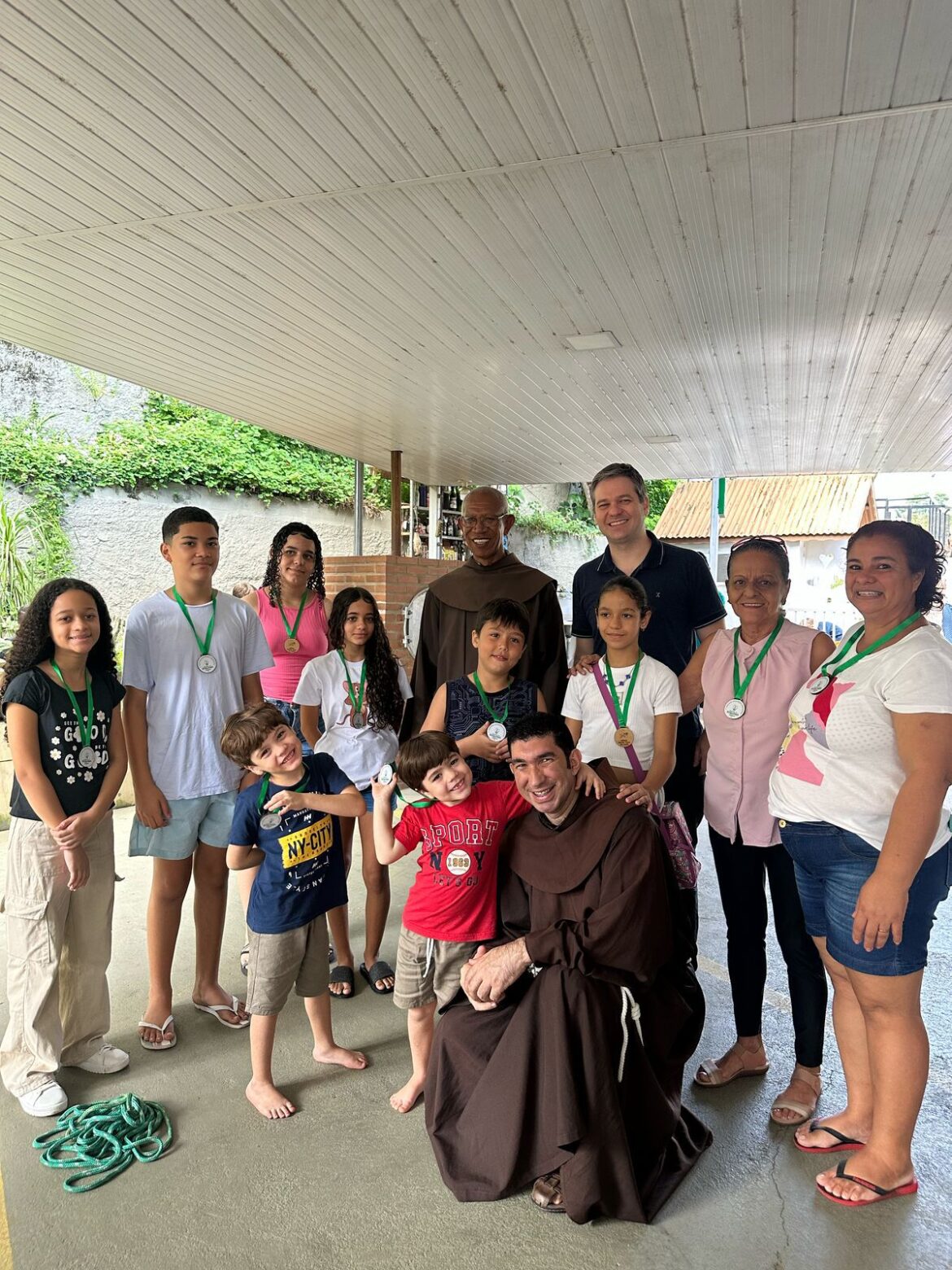 ENCERRAMENTO DA 1ª GINCANA ECOLÓGICA PAROQUIAL MOBILIZA COMUNIDADES DA PARÓQUIA SANTA CLARA E REFORÇA COMPROMISSO COM A RECICLAGEM