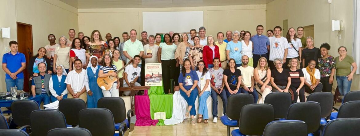 FORMAÇÃO DA CAMPANHA DA FRATERNIDADE 2026 REÚNE 80 PARTICIPANTES NO IESIS