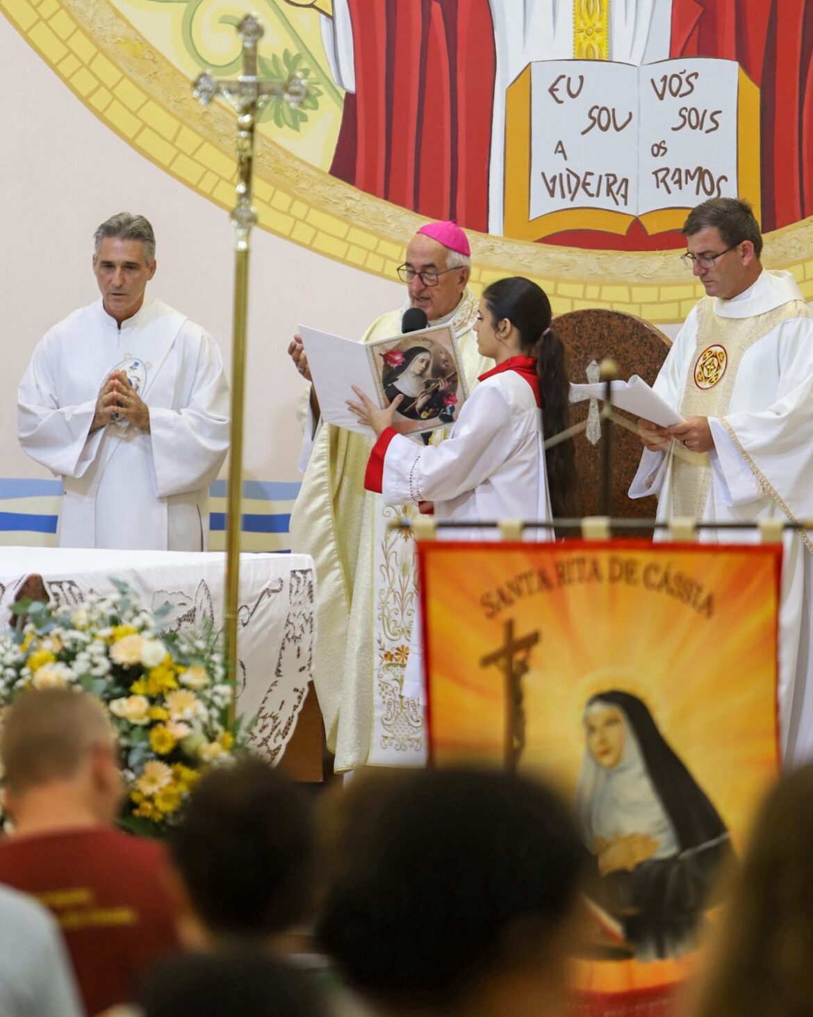 PARÓQUIA SANTA RITA DE CÁSSIA CELEBRA 20 ANOS DE HISTÓRIA, FÉ E MISSÃO EM LINHARES