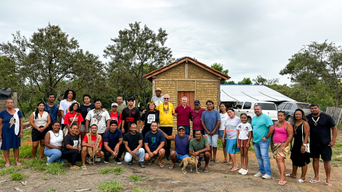 Dom Lauro realiza visita pastoral à Paróquia de Coqueiral