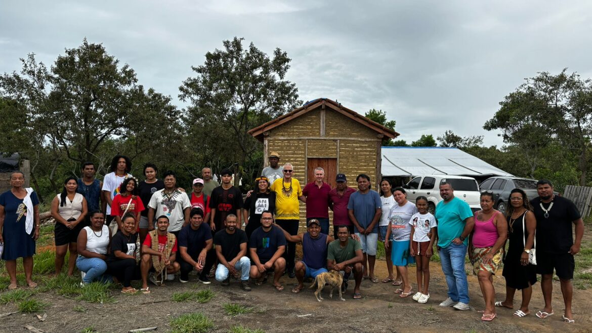 Dom Lauro realiza visita pastoral à Paróquia de Coqueiral