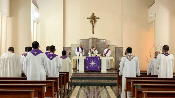 WhatsApp Image 2026-03-15 at 07.40.39 (3) Dom Vanthuy visita a Diocese de Colatina e conduz retiro do clero