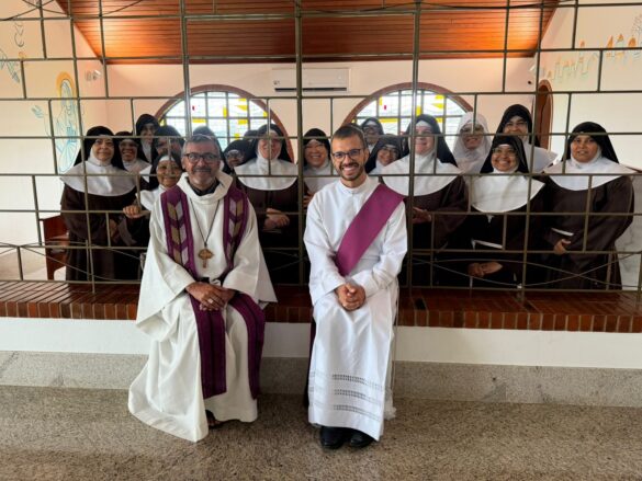 WhatsApp Image 2026-03-16 at 19.35.04 (2) Dom Vanthuy visita a Diocese de Colatina e conduz retiro do clero