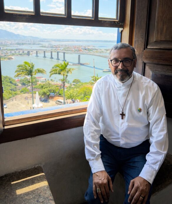 WhatsApp Image 2026-03-16 at 19.35.05 Dom Vanthuy visita a Diocese de Colatina e conduz retiro do clero