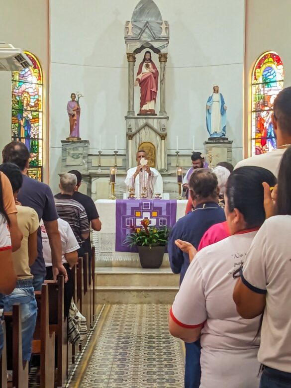 25 anos das Irmãs Mínimas na Paróquia Santa Luzia