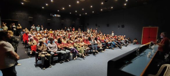 WhatsApp Image 2026-03-27 at 18.27.59 Dom Lauro participa de debate após exibição de documentário em Vitória