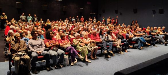 WhatsApp Image 2026-03-27 at 18.28.00 Dom Lauro participa de debate após exibição de documentário em Vitória