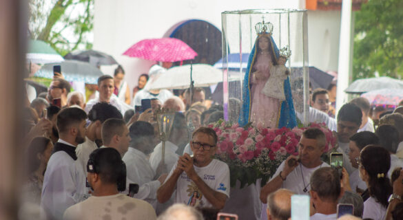 DESTAQUE_COLATINA_001.jpg Dom Lauro preside Missa na Festa da Penha