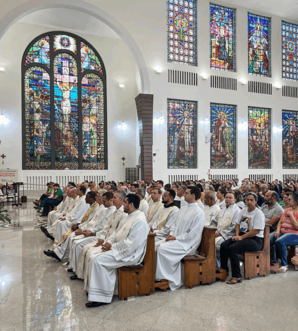 Missa do Crisma reúne presbitério: unidade e missão