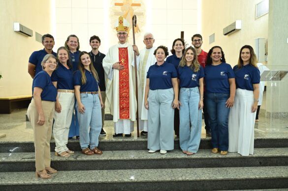 Dom Lauro celebra Crisma de 245 jovens em Linhares