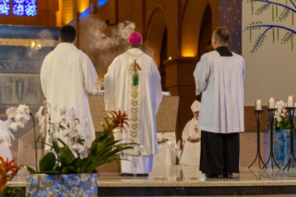 Dom Lauro participa da posse canônica do novo Arcebispo de Aparecida
