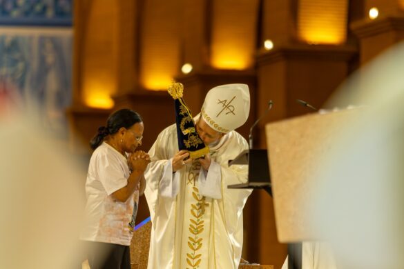 Dom Lauro participa da posse canônica do novo Arcebispo de Aparecida