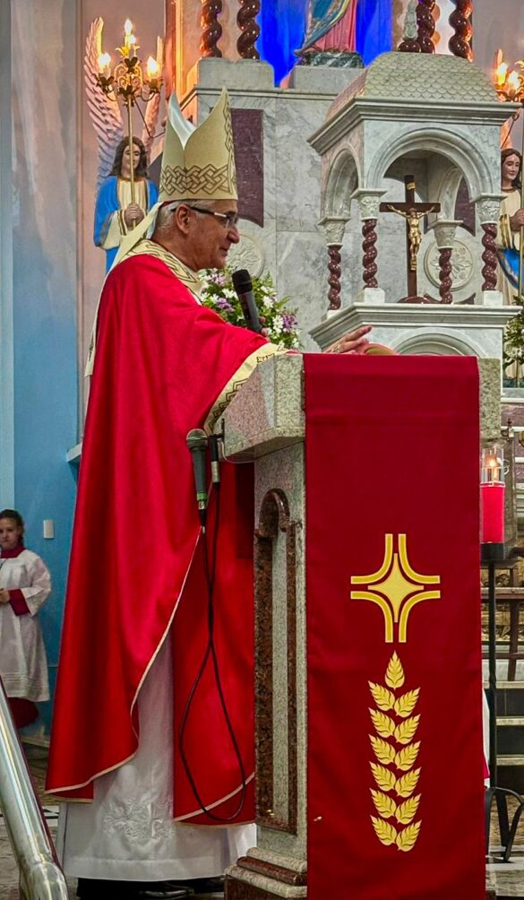 Primeiro dia da novena reúne fiéis em Itarana