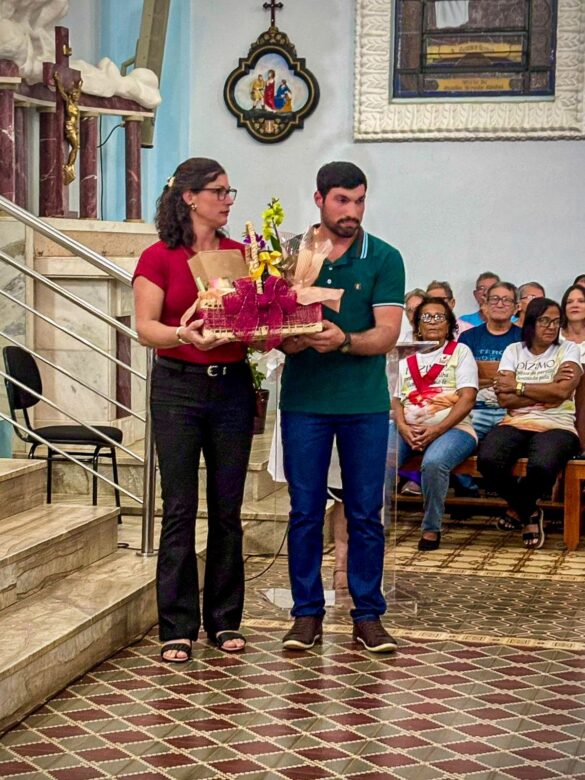 Primeiro dia da novena reúne fiéis em Itarana