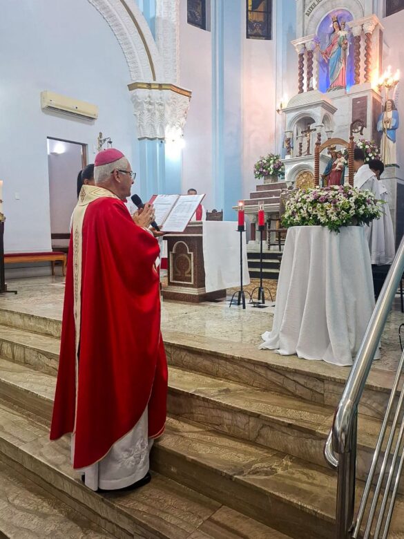 Primeiro dia da novena reúne fiéis em Itarana