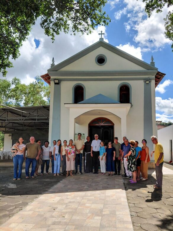 WhatsApp Image 2026-05-18 at 16.53.32 (2) Visita Pastoral fortalece missão na Paróquia de Santa Clara de Assis