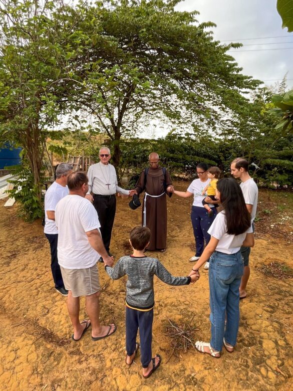 WhatsApp Image 2026-05-18 at 16.53.35 (1) Visita Pastoral fortalece missão na Paróquia de Santa Clara de Assis