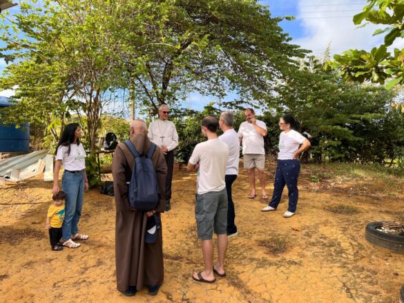 WhatsApp Image 2026-05-18 at 16.53.35 (2) Visita Pastoral fortalece missão na Paróquia de Santa Clara de Assis