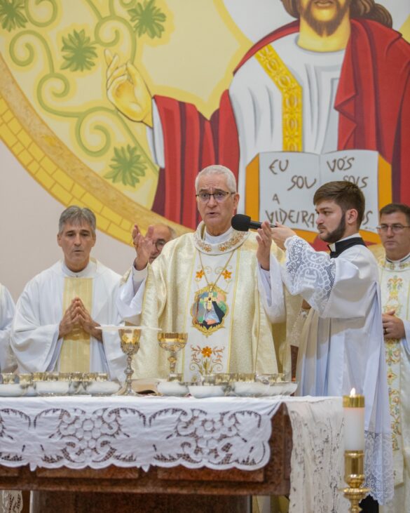 Paróquia celebra Santa Rita de Cássia com fé e devoção em Linhares