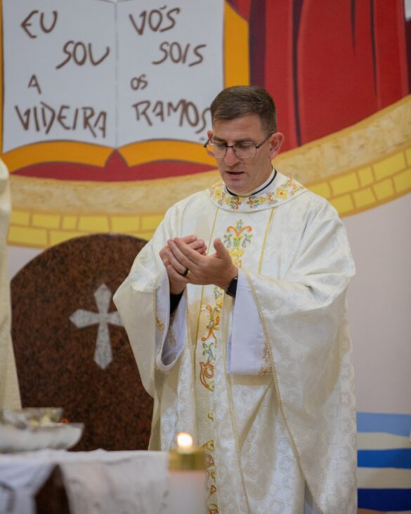 Paróquia celebra Santa Rita de Cássia com fé e devoção em Linhares