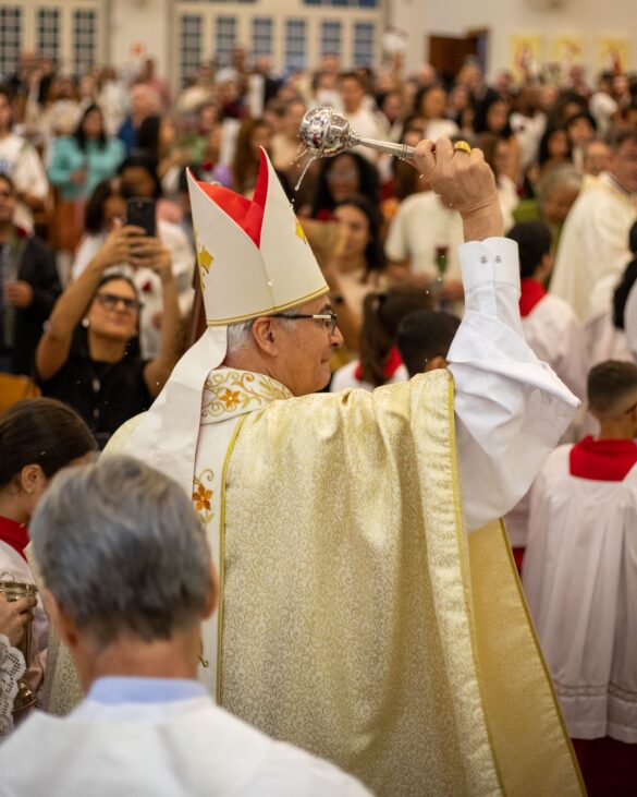 Paróquia celebra Santa Rita de Cássia com fé e devoção em Linhares