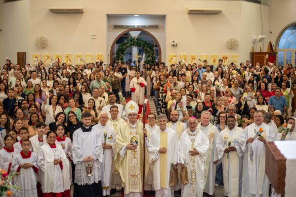 Paróquia celebra Santa Rita de Cássia com fé e devoção em Linhares