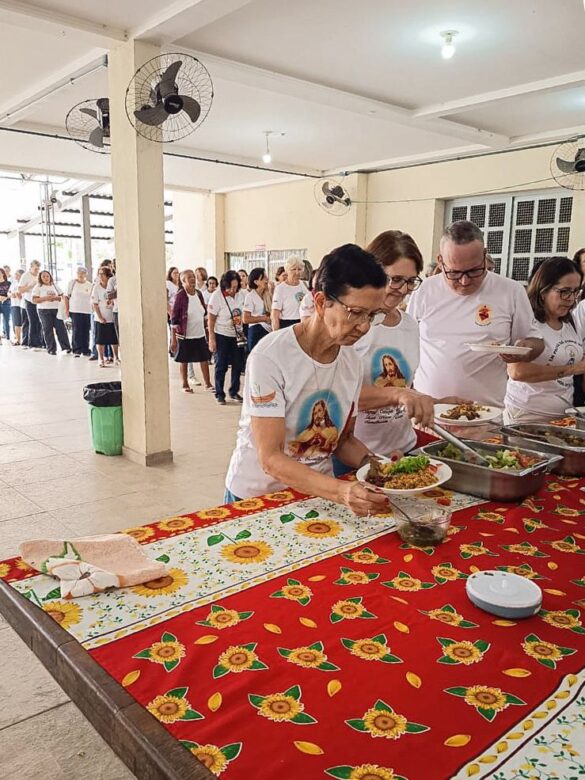 Paróquia São Pedro acolhe encontro do Apostolado da Oração