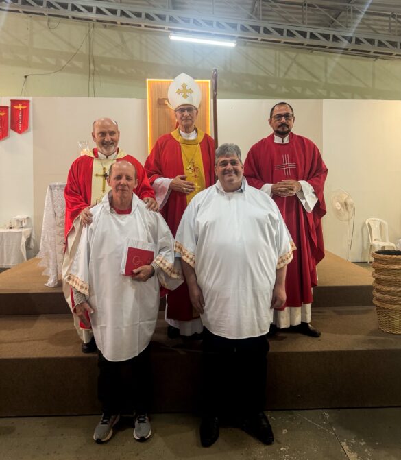 Pentecostes é marcado pelo envio de 99 ministros em Maria das Graças