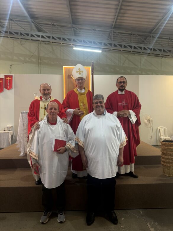 Pentecostes é marcado pelo envio de 99 ministros em Maria das Graças