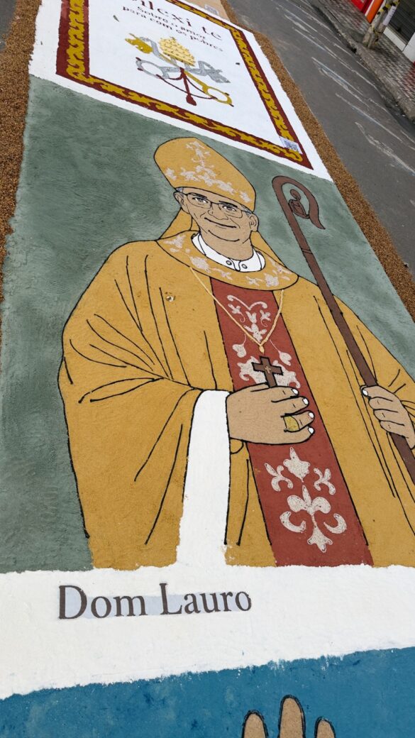 Tapetes de Corpus Christi da Catedral unem tradição e catequese sobre o amor de Cristo aos pobres