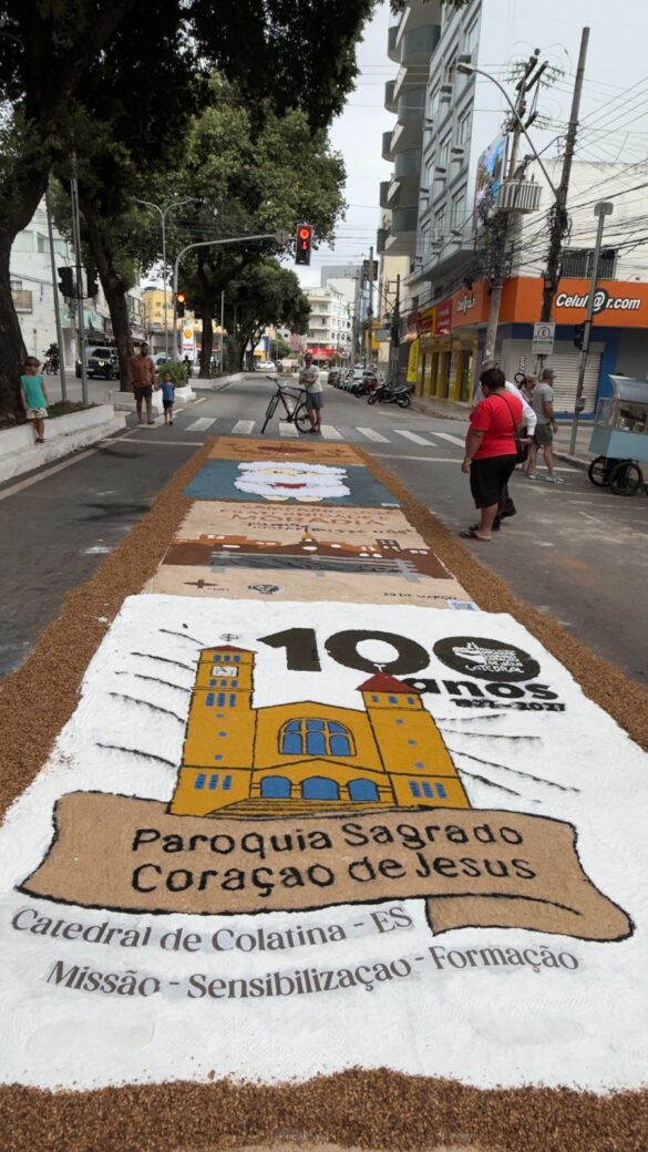 Tapetes de Corpus Christi da Catedral unem tradição e catequese sobre o amor de Cristo aos pobres
