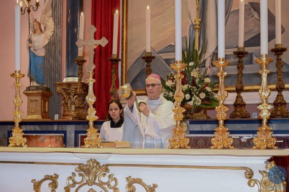 Fiéis celebram o Imaculado Coração de Maria em Colatina