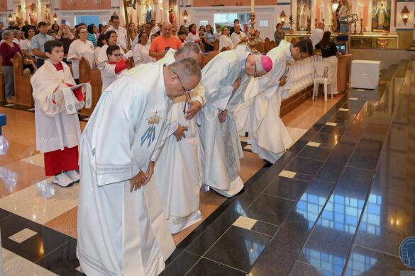 Fiéis celebram o Imaculado Coração de Maria em Colatina