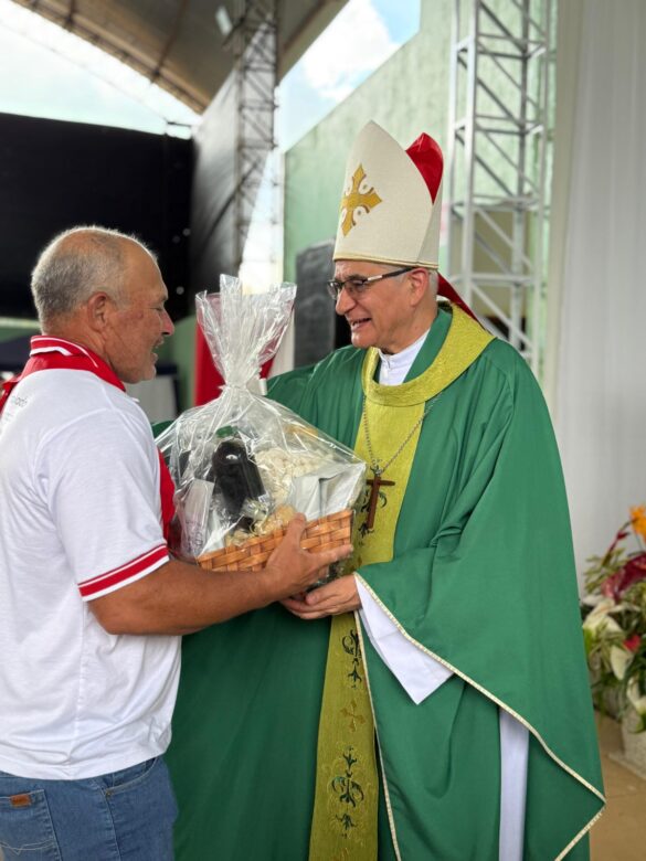 Dom Lauro visita a Paróquia São Sebastião de Lindenberg