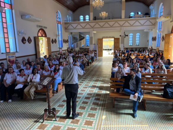 Dom Lauro visita a Paróquia São Sebastião de Lindenberg